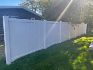 vinyl fence