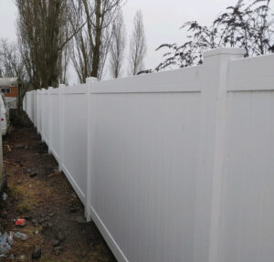 vinyl fence