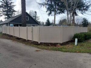 vinyl fence