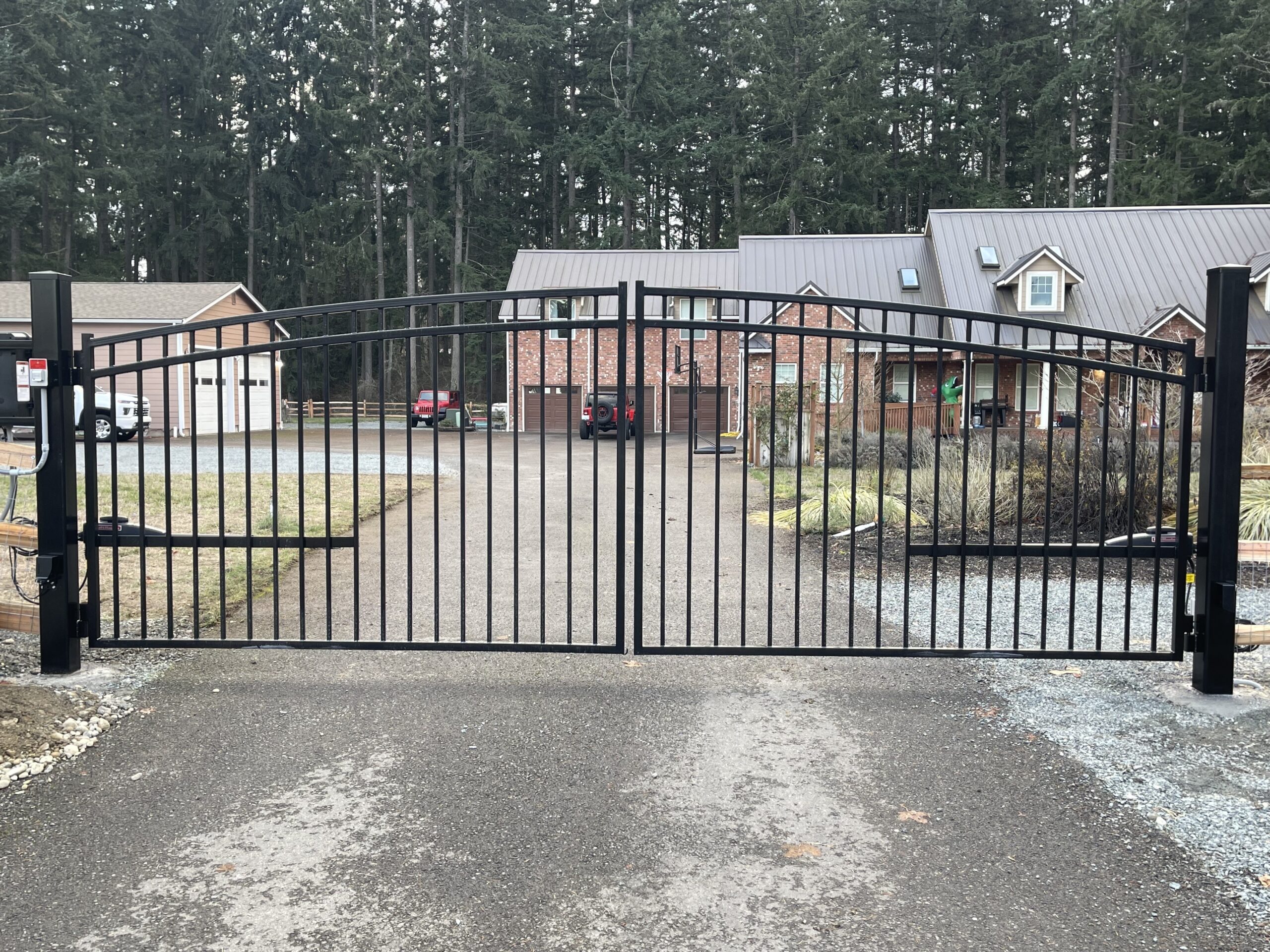 Driveway gate installation Tacoma