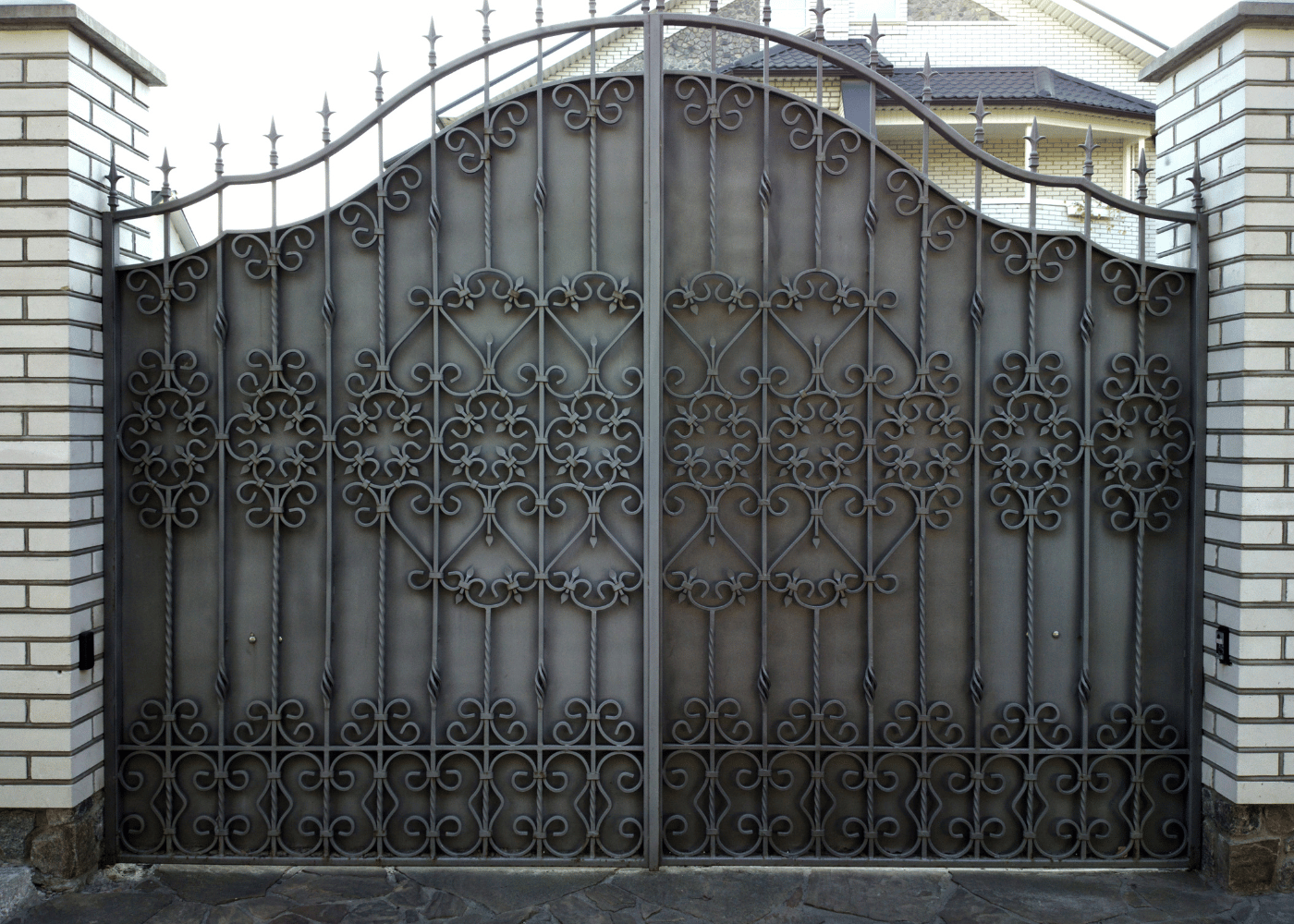 Driveway Gates Gig Harbor | Secure & Stylish Entry Solutions