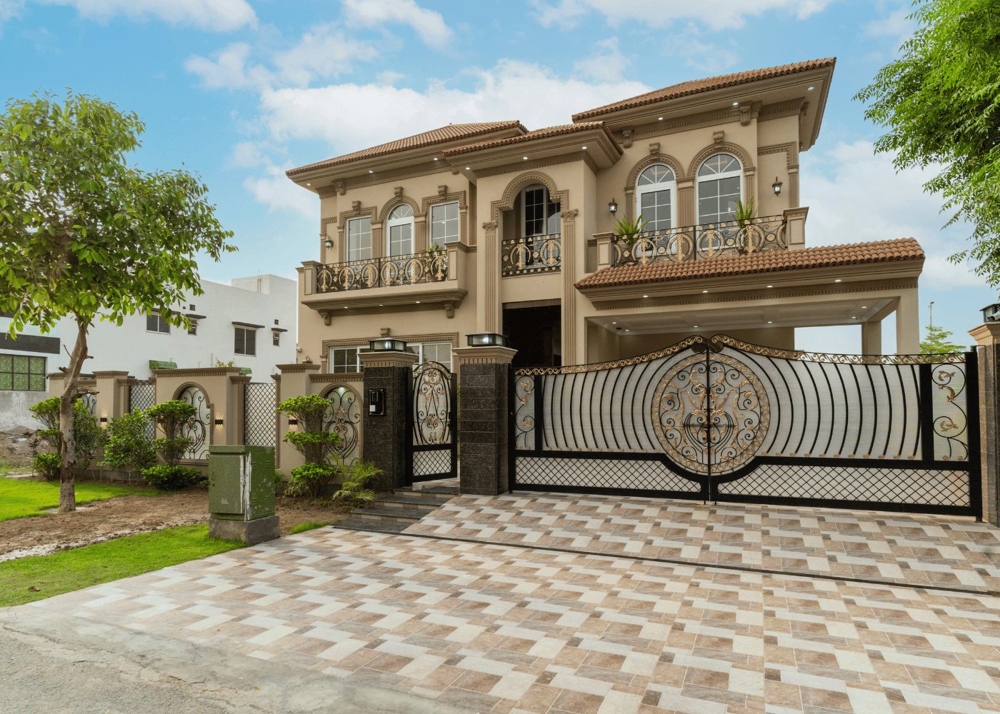 Automatic Gates and Access Control Made Simple